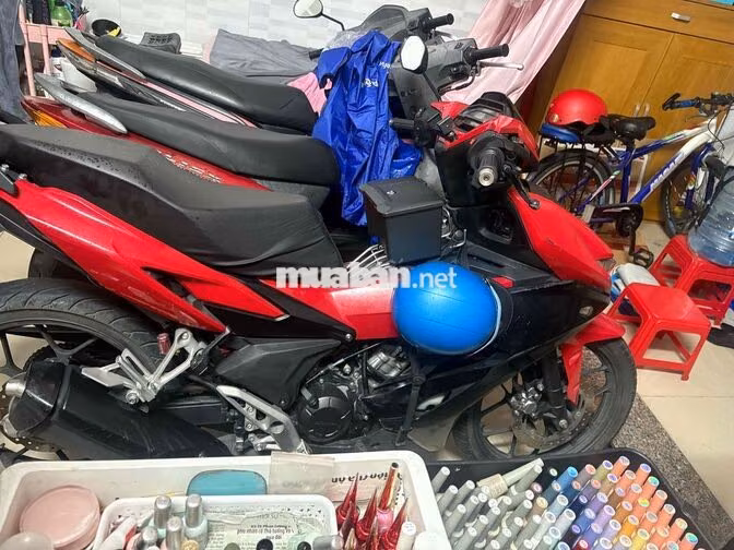 cần bán xe nhà Winner X 21 biển sg ,zin, khoá smk