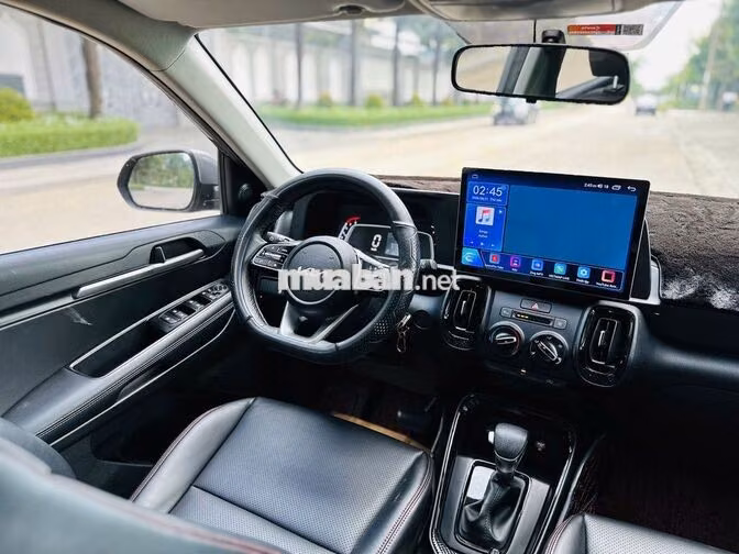 Kia Sonet 2024 Deluxe Xám 22.000 km