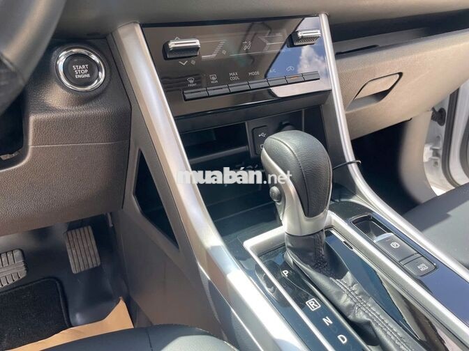 Mitsubishi Xpander 1.5 Premium 2026 Trắng
