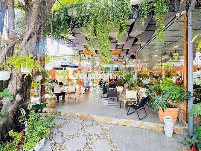 TUYỂN NHÂN VIÊN PHỤC VỤ & PHA CHẾ