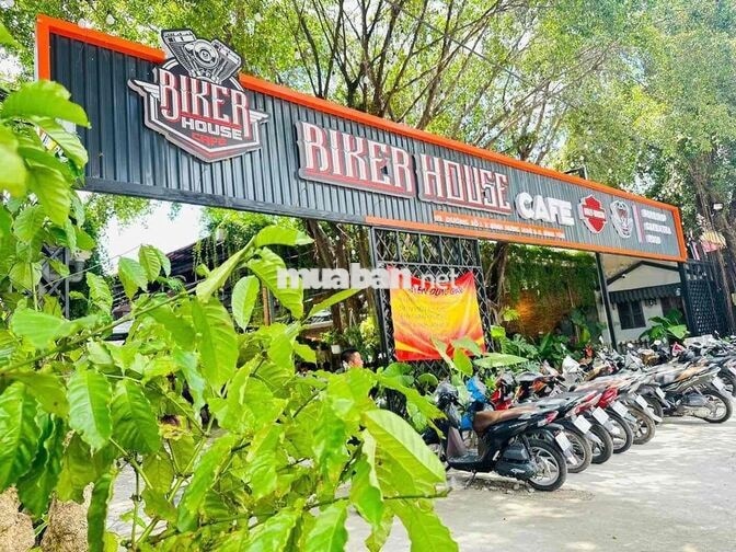 TUYỂN NHÂN VIÊN PHỤC VỤ & PHA CHẾ