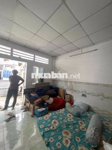 nhà nguyên căn gần đại học ngân hàng, đại học cảnh sát hẻm thông đông