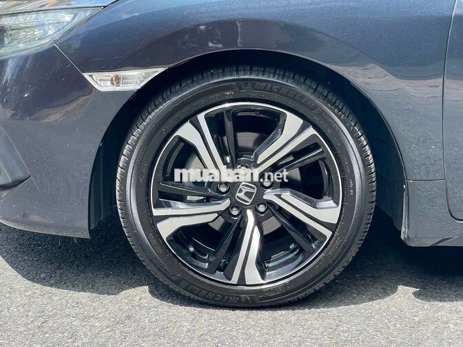 Honda Civic L 1.5 Turbo 2018 Xe 1 Chủ Đẹp Như Mới
