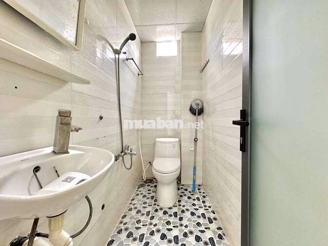 CHÍNH CHỦ CHO THUÊ CĂN HỘ NGAY MẶT TIỀN ĐƯỜNG