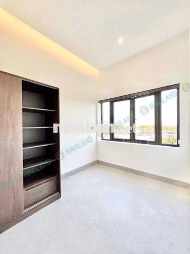 TRỐNG SẴN CĂN GẦN ĐÔNG Á - KIẾN TRÚC