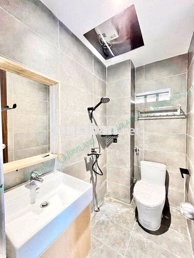 TRỐNG SẴN CĂN GẦN ĐÔNG Á - KIẾN TRÚC