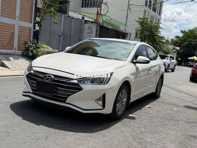Hyundai Elantra 2021 1.6 Tự động Trắng 85.000 km