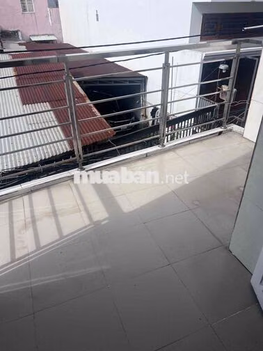 CHO THUÊ NHÀ HẺM 1 SẸC XE HƠI THÔNG