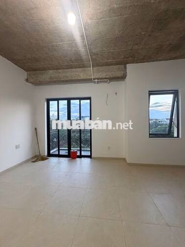  Cho thuê Nguyên căn 4 tầng ShopHouse Manor Crown - đã nâng nền 
