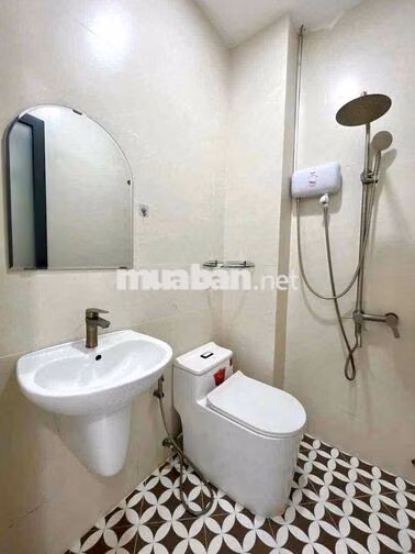 STUDIO CỬA SỐ TRỜI THOÁNG MÁT VIEW SIU CHILL GẦN Y DƯỢC, BÁCH KHOA