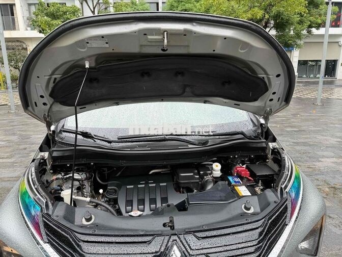 Mitsubishi Xpander 1.5 MT 2021 Bạc 7 chỗ