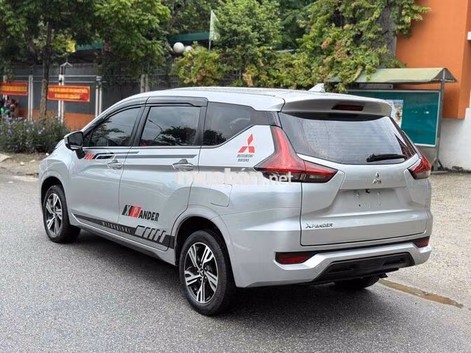 Mitsubishi Xpander 1.5 MT 2021 Bạc 7 chỗ