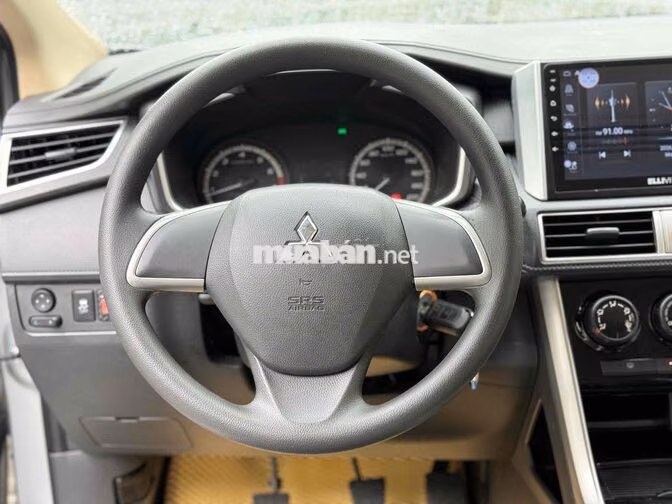 Mitsubishi Xpander 1.5 MT 2021 Bạc 7 chỗ