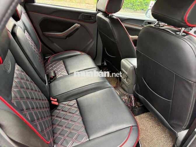 Ford Focus 2012 Đỏ tự động ( xe giáo viên chạy kỹ