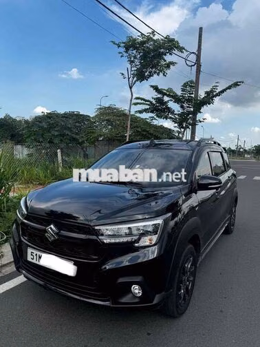 Suzuki XL7 Hybrid 2025 Đen