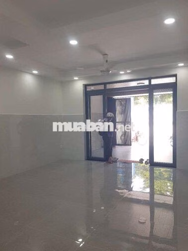 Nhà 2tầng 5❌20 đối diện trường học 3pn2wc tiện ở và kd buôn bán giá tl