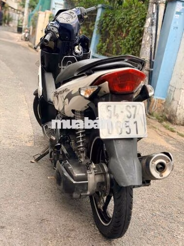 Yamaha Nouvo 4 Tự động Trắng, Xanh