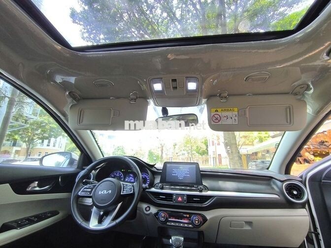 Kia K3 2022 1.6 bản đủ Trắng Siêu lướt