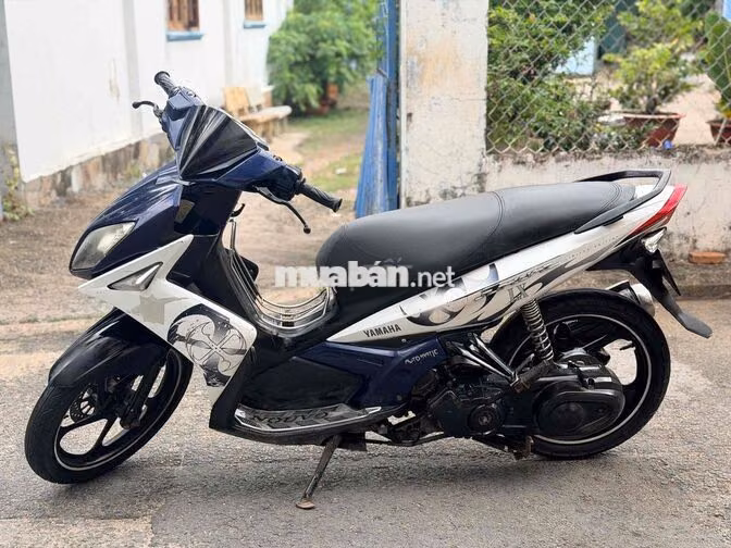 Yamaha Nouvo 4 Tự động Trắng, Xanh