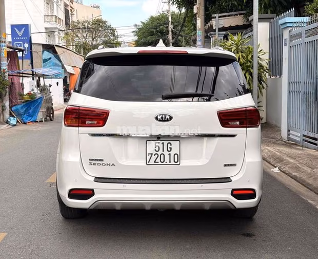 KIA Sedona 2.2 DATH Model 2019 Trắng