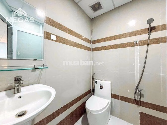 CHO THUÊ CĂN HỘ FULL NỘI THẤT SANG TRỌNG NHẬN XE ĐIỆN NGAY LÊ VĂN QUỚI