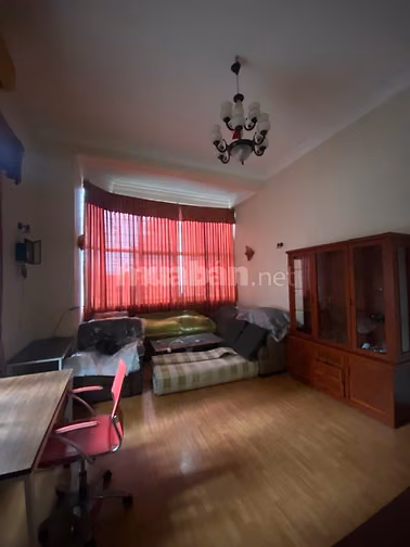 Cho thuê nhà riêng 140m gồm 4 ngủ ở Phố Hồng Hà - Hoàn kiếm - HN