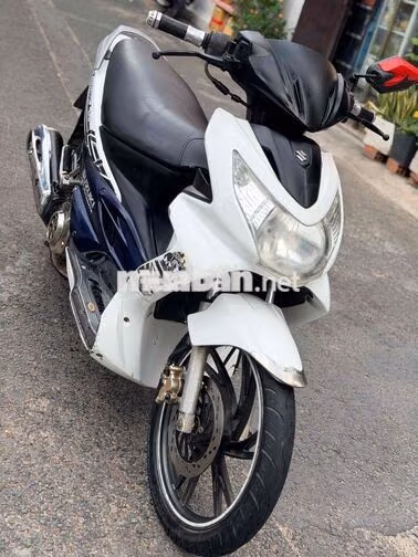 Suzuki Hayate Trắng, Xanh