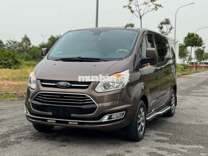 Ford Tourneo Titanium 2019 Nâu 7 chỗ