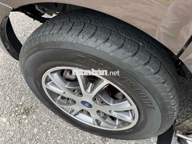 Ford Tourneo Titanium 2019 Nâu 7 chỗ