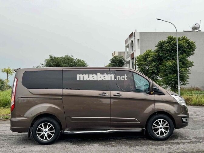 Ford Tourneo Titanium 2019 Nâu 7 chỗ