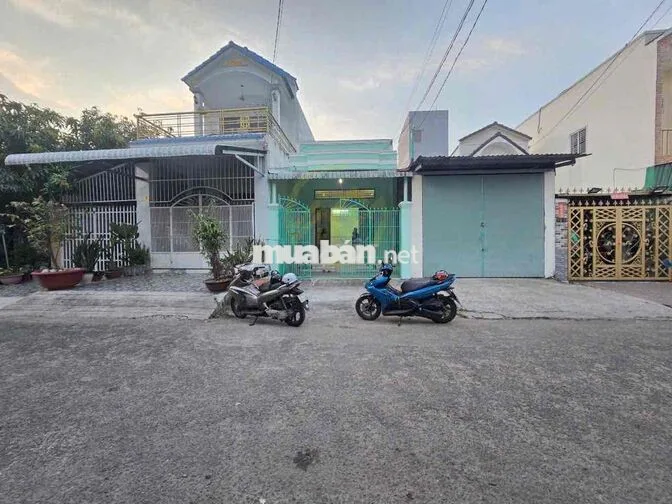 Nhà 2pn oto đậu trước nhà gần Chợ Nổi Cái Răng