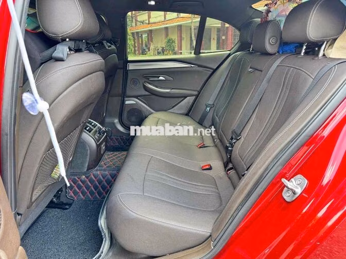 VinFast Lux A2.0 2021 Base Đỏ 50.000km