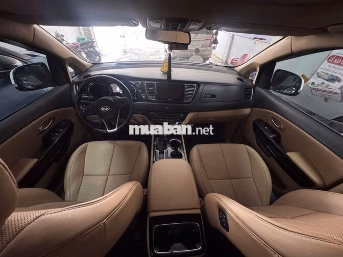 Kia Sedona 2020 bản full dầu Trắng 7 chỗ