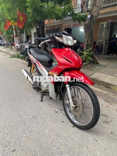 Honda Wave 110 đỏ