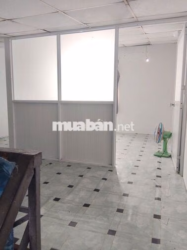 Cho thuê nhà mặt tiền Tân Thới Nhất , 4x15m, giá 8 triệu/tháng