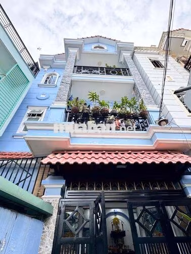 HXH Ngủ trong nhà khu dân trí toàn nhà cao tầng Ngay Phan Đăng Lưu PN