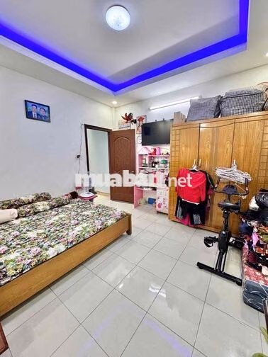 HXH Ngủ trong nhà khu dân trí toàn nhà cao tầng Ngay Phan Đăng Lưu PN