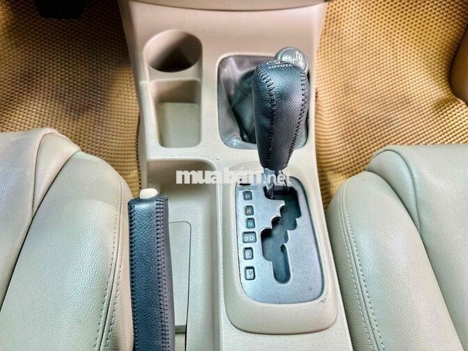 Toyota Fortuner 2010 Tự động Bạc 7 chỗ