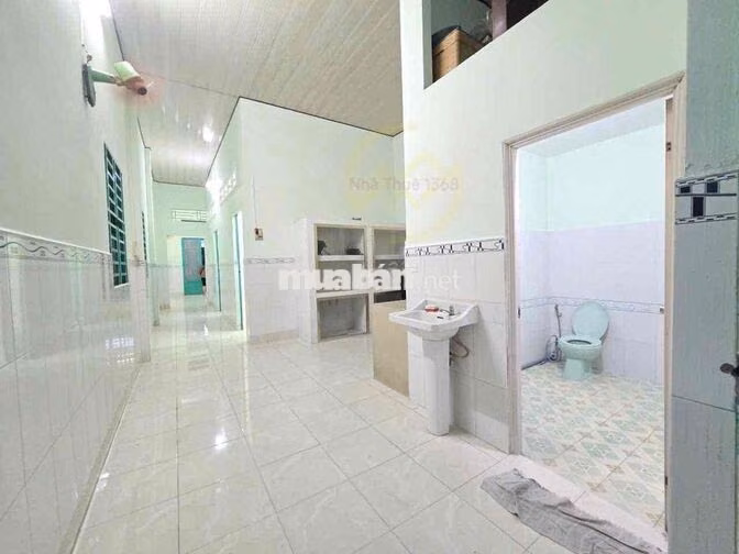 Nhà 2pn oto đậu trước nhà gần Chợ Nổi Cái Răng