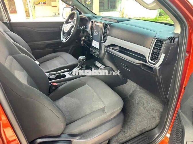 RANGER 4x4AT 2023, NH HỖ TRỢ 400TR, CÒN TL XEM XE