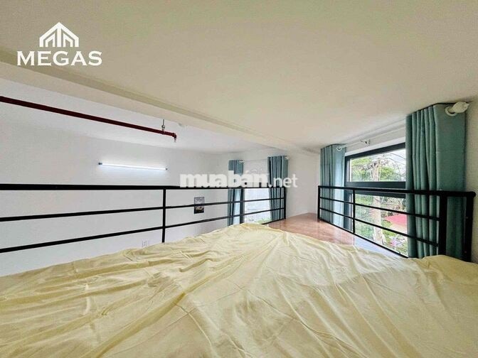 Phòng 2 không gian ngủ ban công đầy đủ nội thất ngay gần đại học VLU