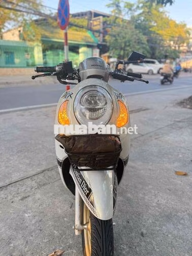 Honda Scoopy 110cc Trắng