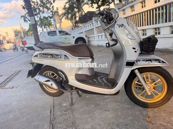 Honda Scoopy 110cc Trắng