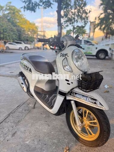 Honda Scoopy 110cc Trắng