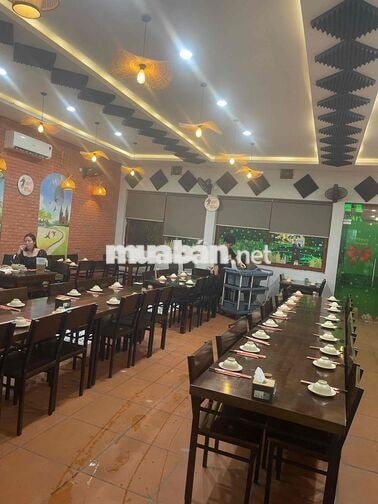 *** phụ bếp làm bàn tại hà nội