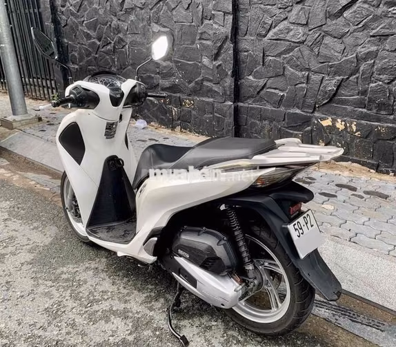 Honda SH 2017 150i CBS BSTP Trắng 64k km