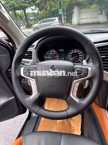 Mitsubishi Triton Athlete 4x4AT 2023 Đen 60000 km