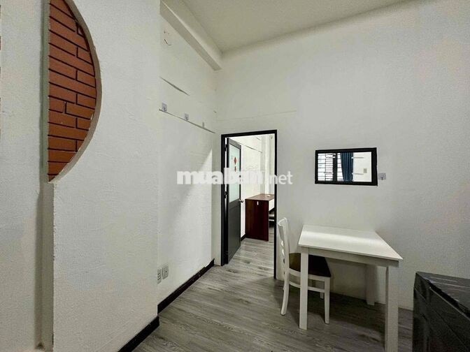 🔥Căn Hộ -1Ph Ngủ Tách Bếp - Ban Công - Ngay Ngã Tư Phú Nhuận