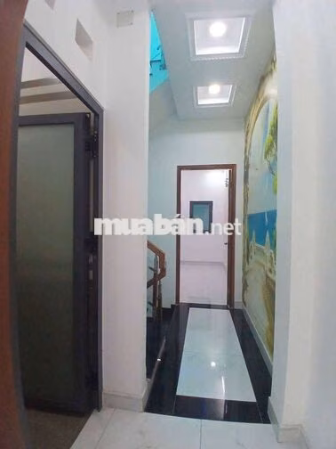 Nhà 1 trệt 3 lầu sân thượng đường liên khu 4/5 BHH B bình tân