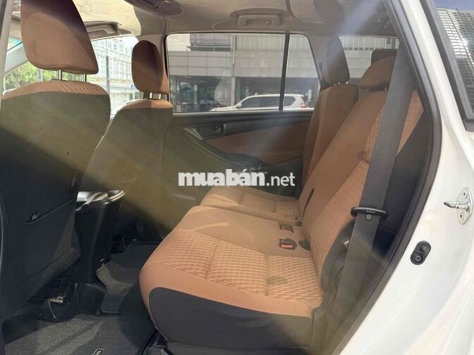 Toyota Innova 2020 Số sàn 2.0E Trắng - Xe Tại Hãng